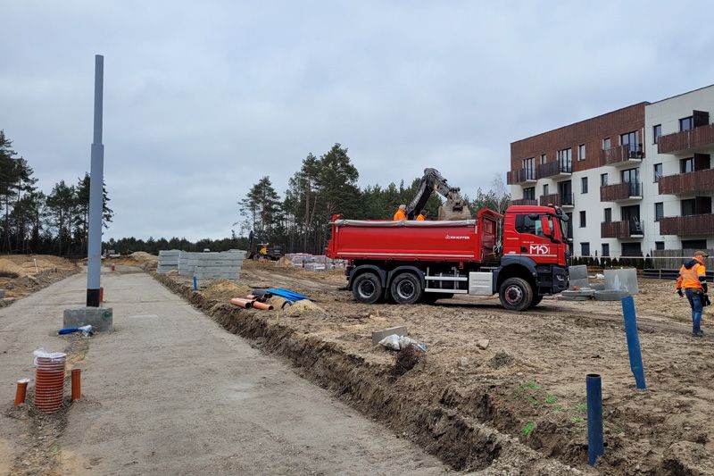 autobus na węźle na al. Solidarności